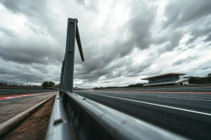 Tragedia en Muíños: cinco heridos al salirse una carrilana del circuito y arroll