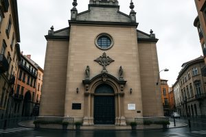 Tradición y adaptación: El traslado del Ecce Homo en Pontevedra desafía la inestabilidad climática
