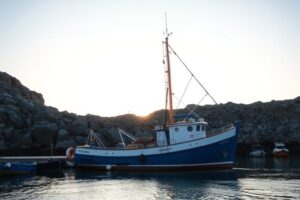 El DOG publica ayudas a la pesca sostenible, bolsas de lectorados y una plaza de libre designación